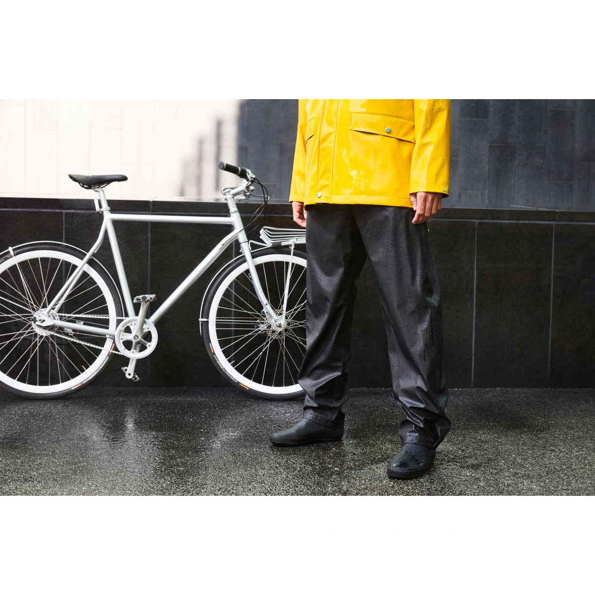 Helly Hansen Moss Hose/Jacke Regenset, Herren, schwarz/grün — 2