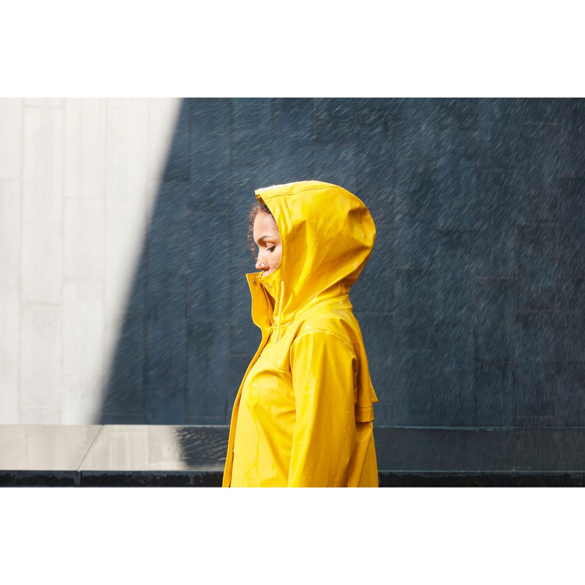 Helly Hansen Moss, Regenjacke, Damen, Essential Yellow — 2